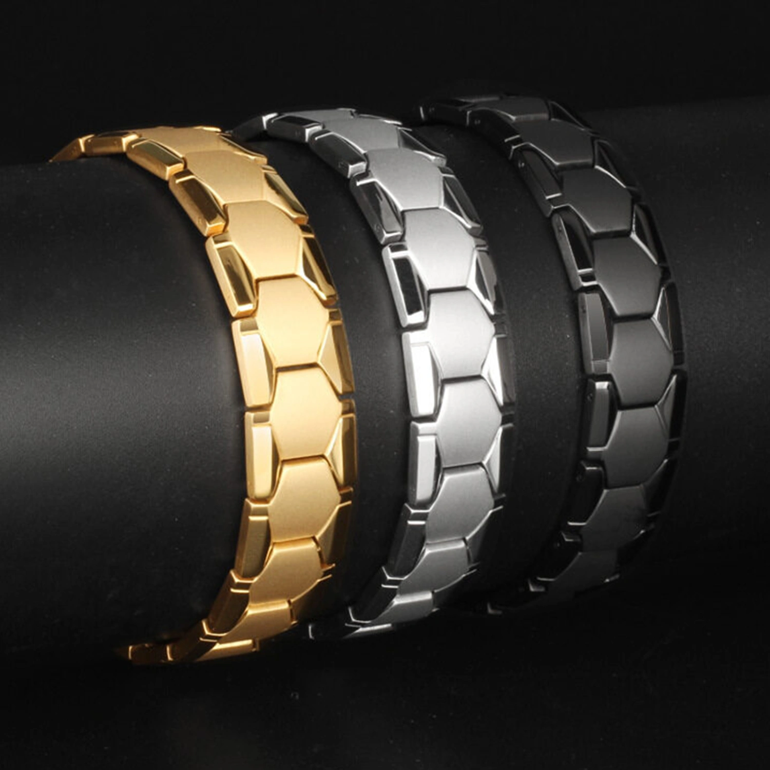 Men Bracelet Magnetic Alloy Durable Detachable Therapy Bracelet Daily Jewelry