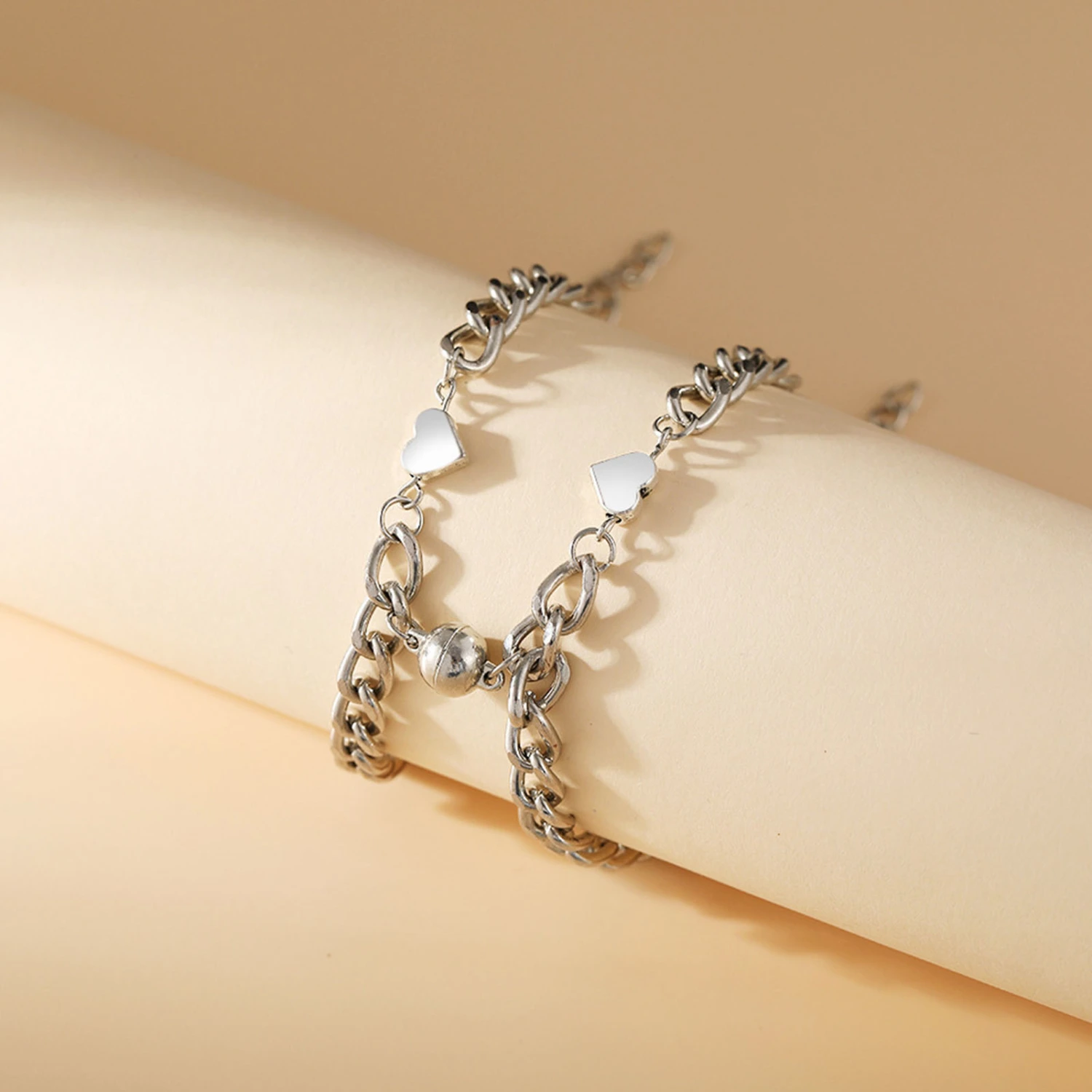 1 Pair Couple Bracelets Solid Color Smooth Edge Polished Matching Heart Pendant Couple Hand Chain Gift 