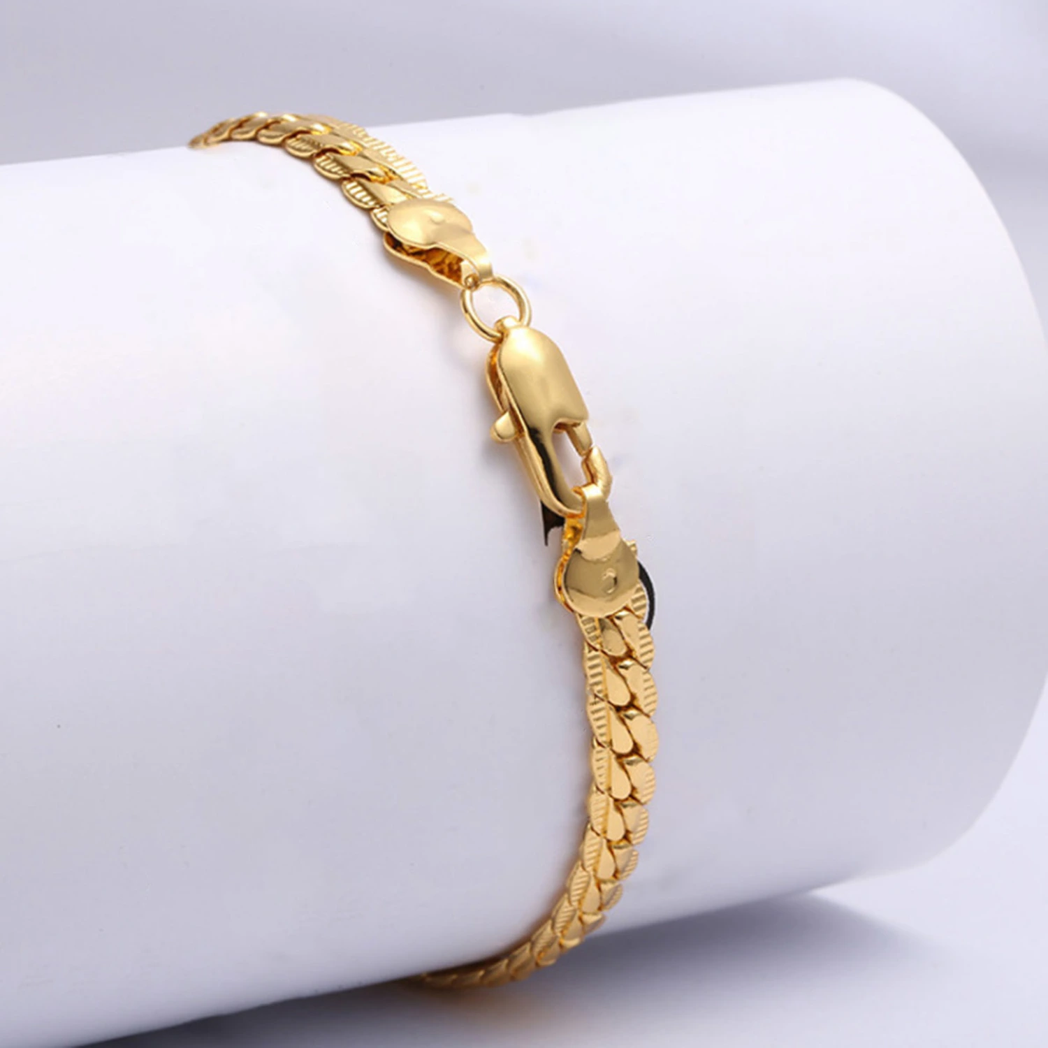 Couple Necklace Flat Hip Hop Jewelry Simple Fashion Appearance Necklace for Parties