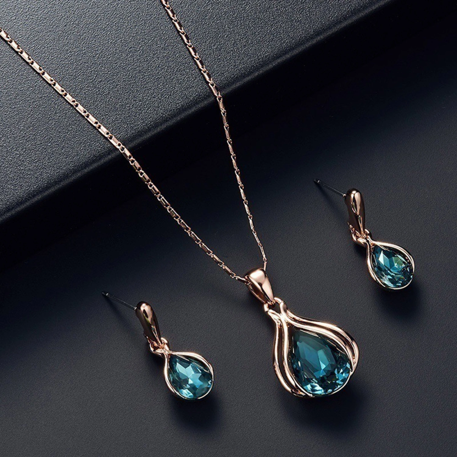 1 Set Women Necklace Earrings Geometric Jewelry Gift Faux Crystal Trend Lady Water Drop Pendant Necklace Earrings for Party