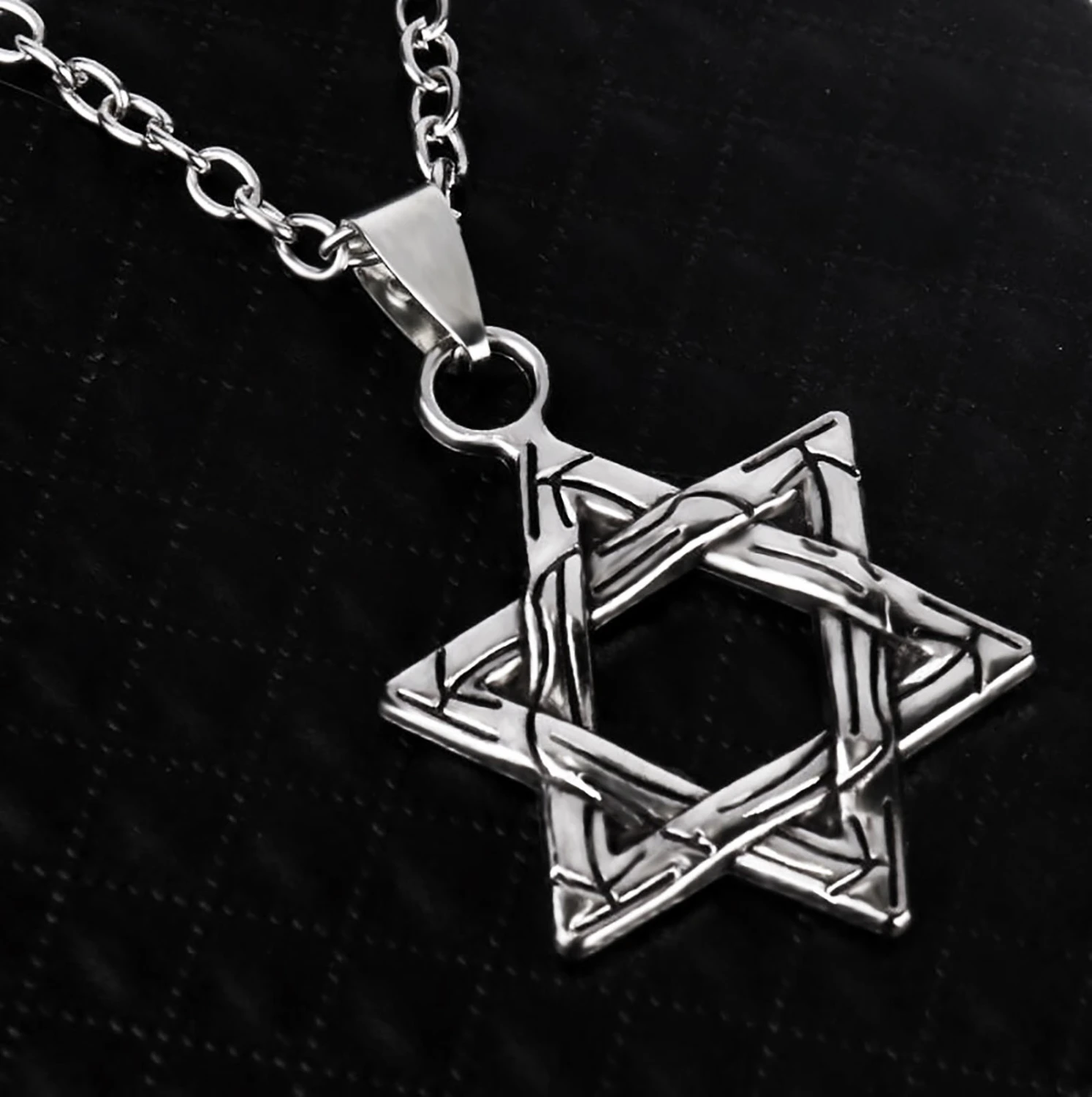 Men Necklace Solid Color Star Shape Hip-hop Style Retro Men Pendant for Daily Wear
