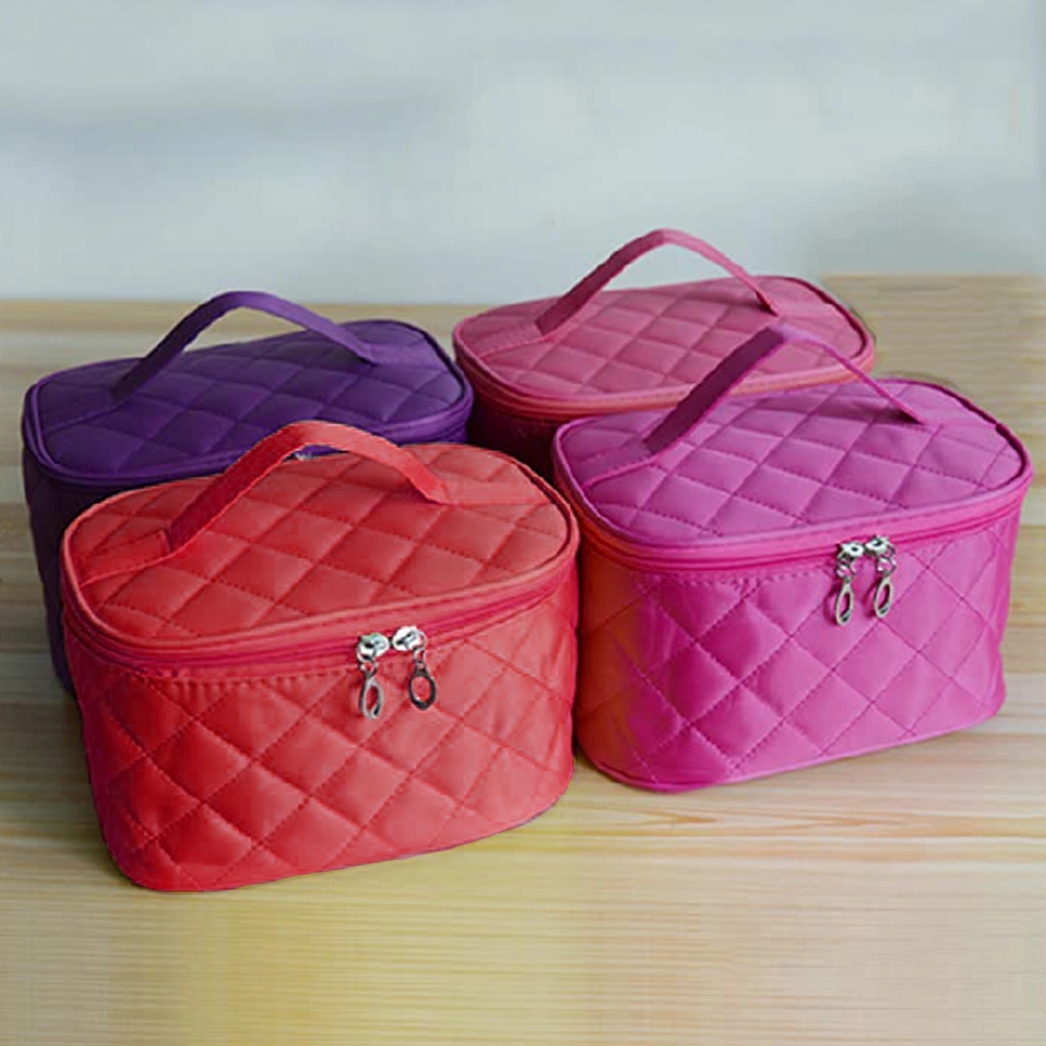 Makeup Bag Crushing Resistance Convenient Polyester Travel Train Makeup Organizer for Indoor