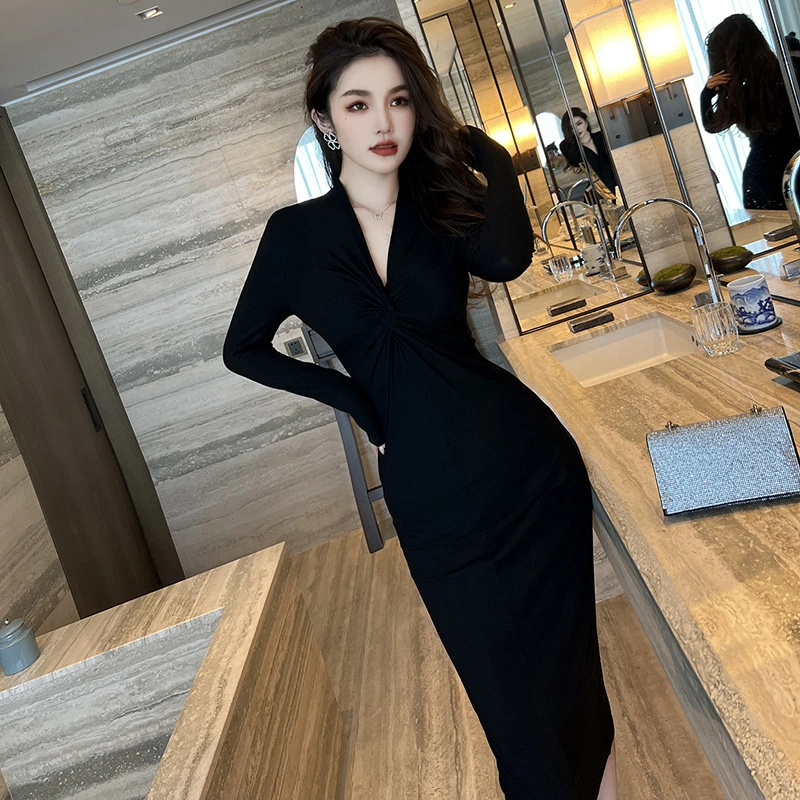 Fashion Collarbone Kink Dress For Women