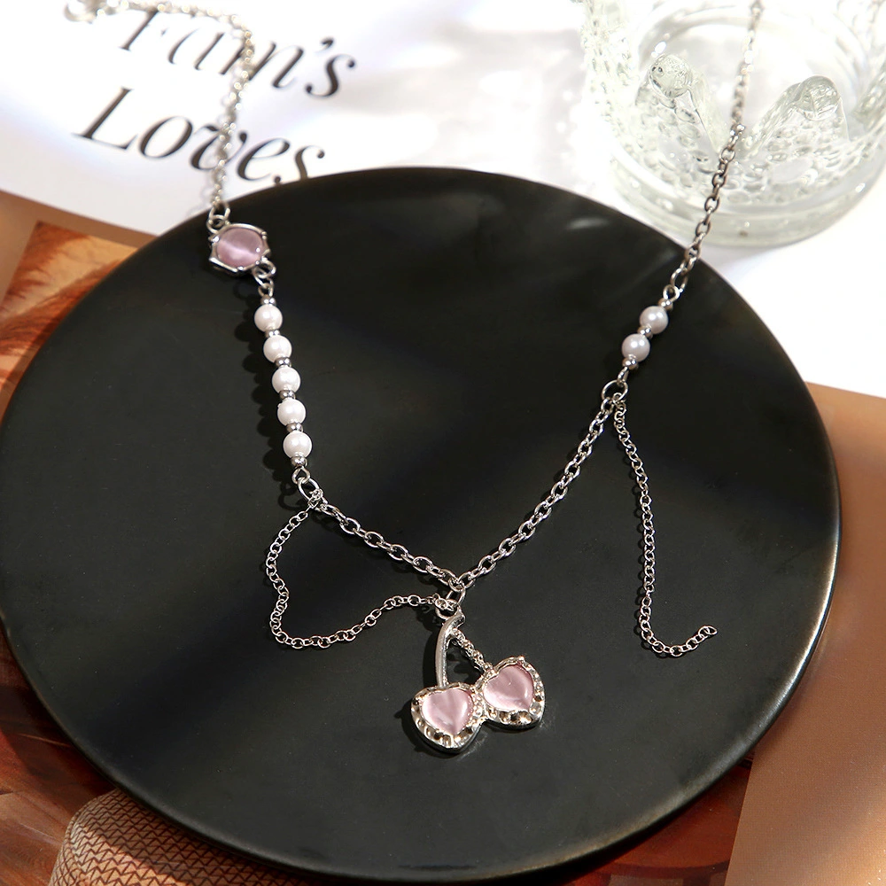 Pearl Alloy Stitching Cherry Pendant Necklace