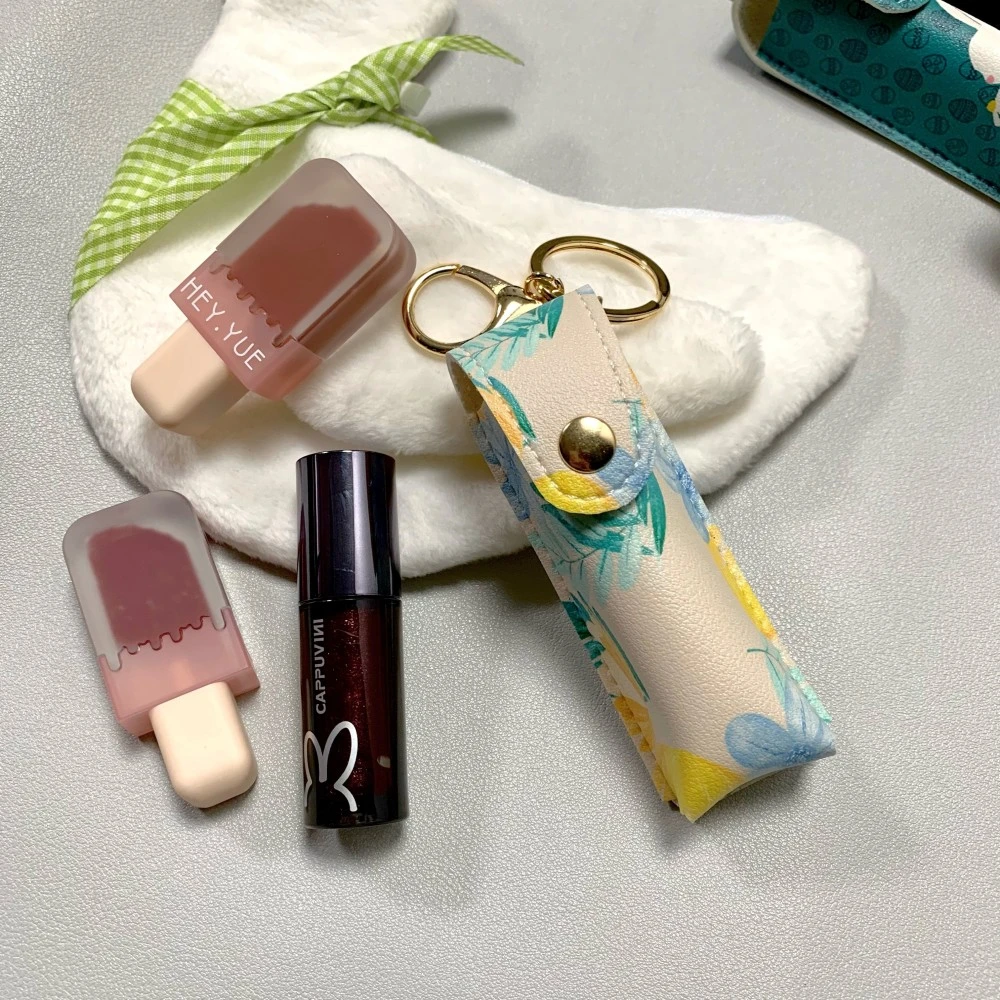 Lipgloss And Bag Convenient To Carry Lipstick