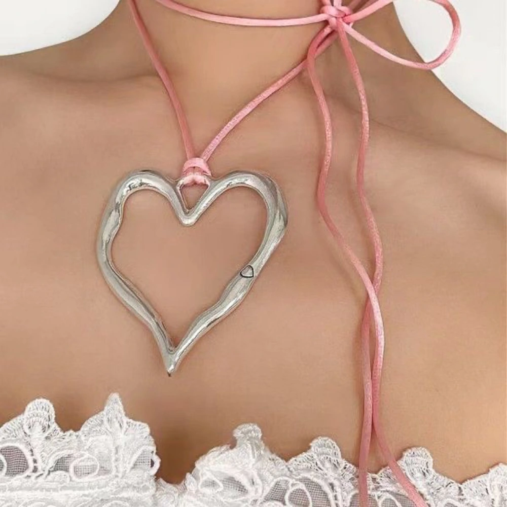 Hollow Shaped Big Heart Necklace Ins