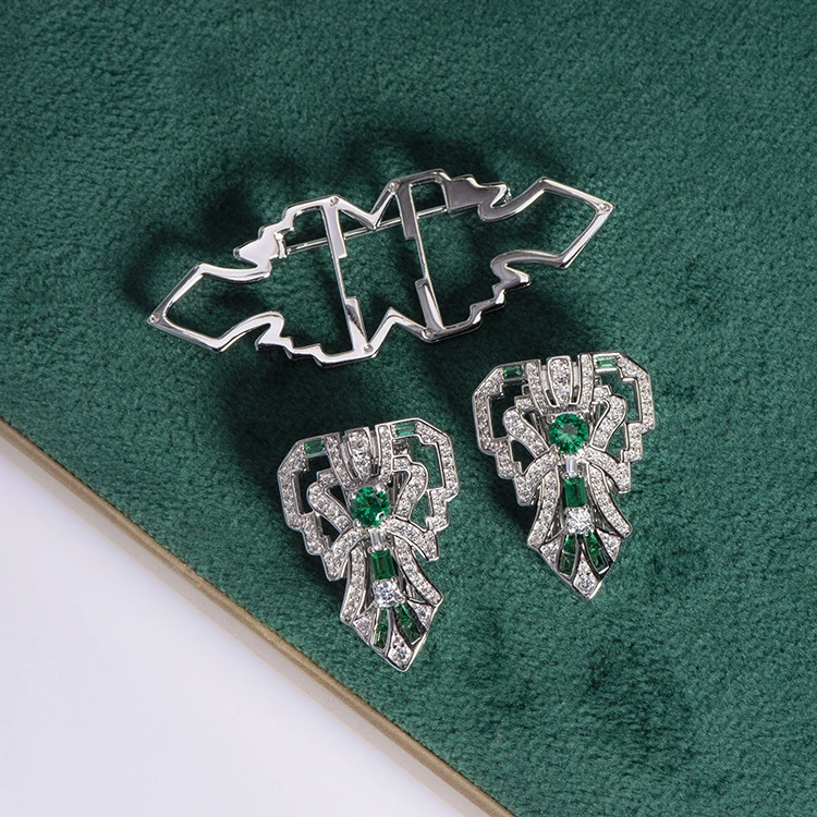 Retro Green Spinel High-end Brooch