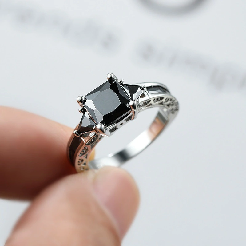Retro Fashion Hollowed-out Inlaid Black Zircon Ring