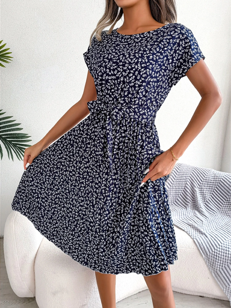 Women Short Sleeve Beach Dress Summer Casual Floral Print Pleated A-line Party Dress Streetwear