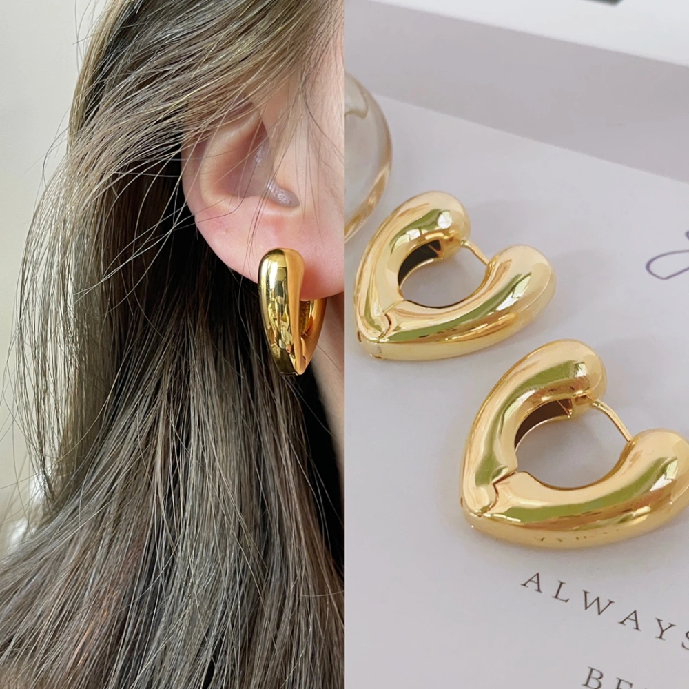 Minimalist Style Love Earring