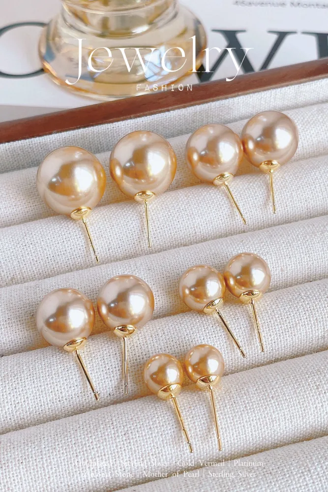 Champagne Pearl Ear Studs