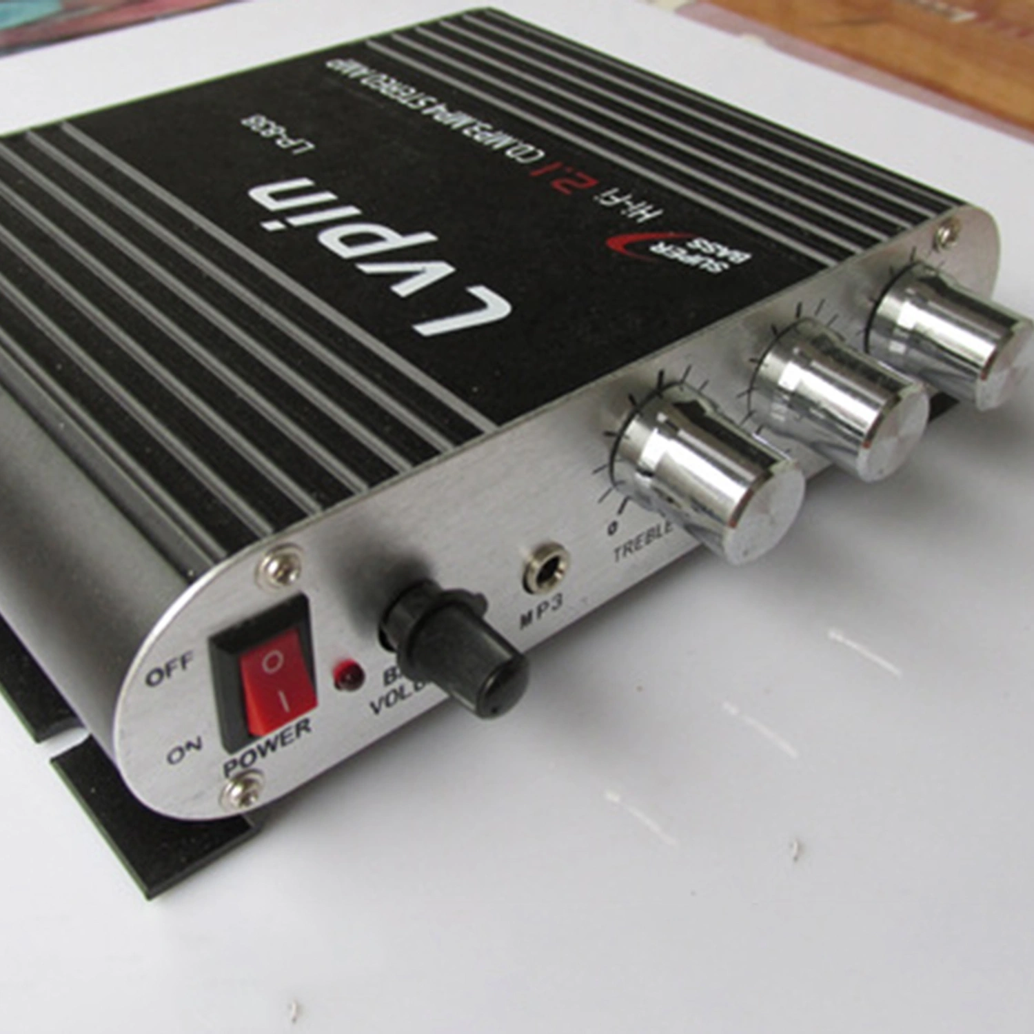 Lvpin838 Subwoofer 2.1 Channels Super Bass HiFi 12V CD MP3 MP4 Stereo Radio Amplifier for Car