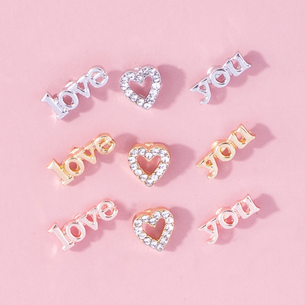 LOVE YOU Heart-shaped Diamond Small Ear Studs 3-piece Set