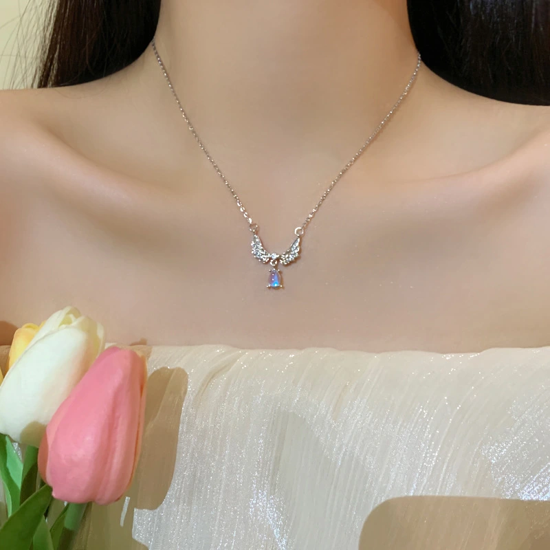 Niche Moonstone Angel Wings Necklace