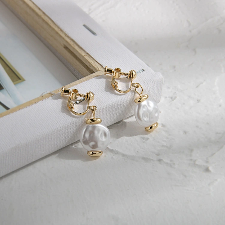 Japanese And Korean Hong Kong Style Retro Baroque Pearl Earrings