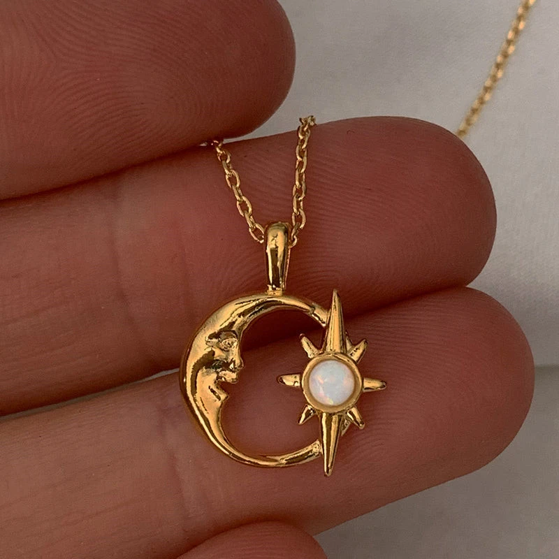 Three-Dimensional Hollow Star Moon Opal Pendant Clavicle Chain