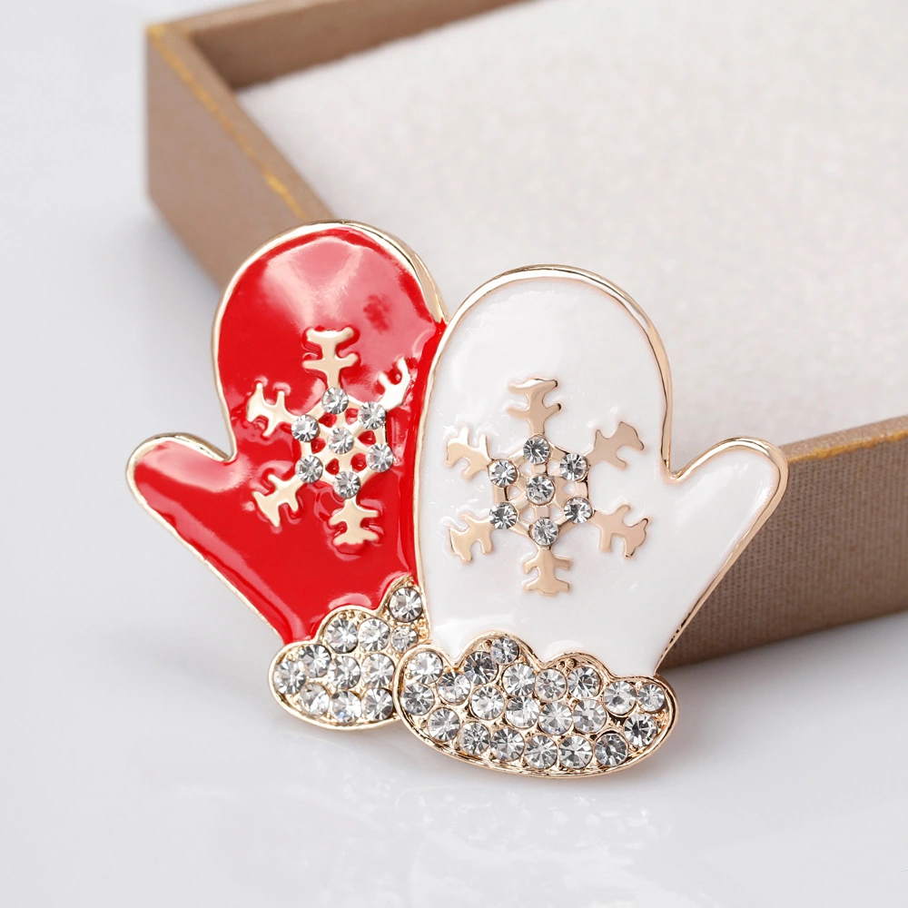 Christmas Series Fashion Personality Brooch