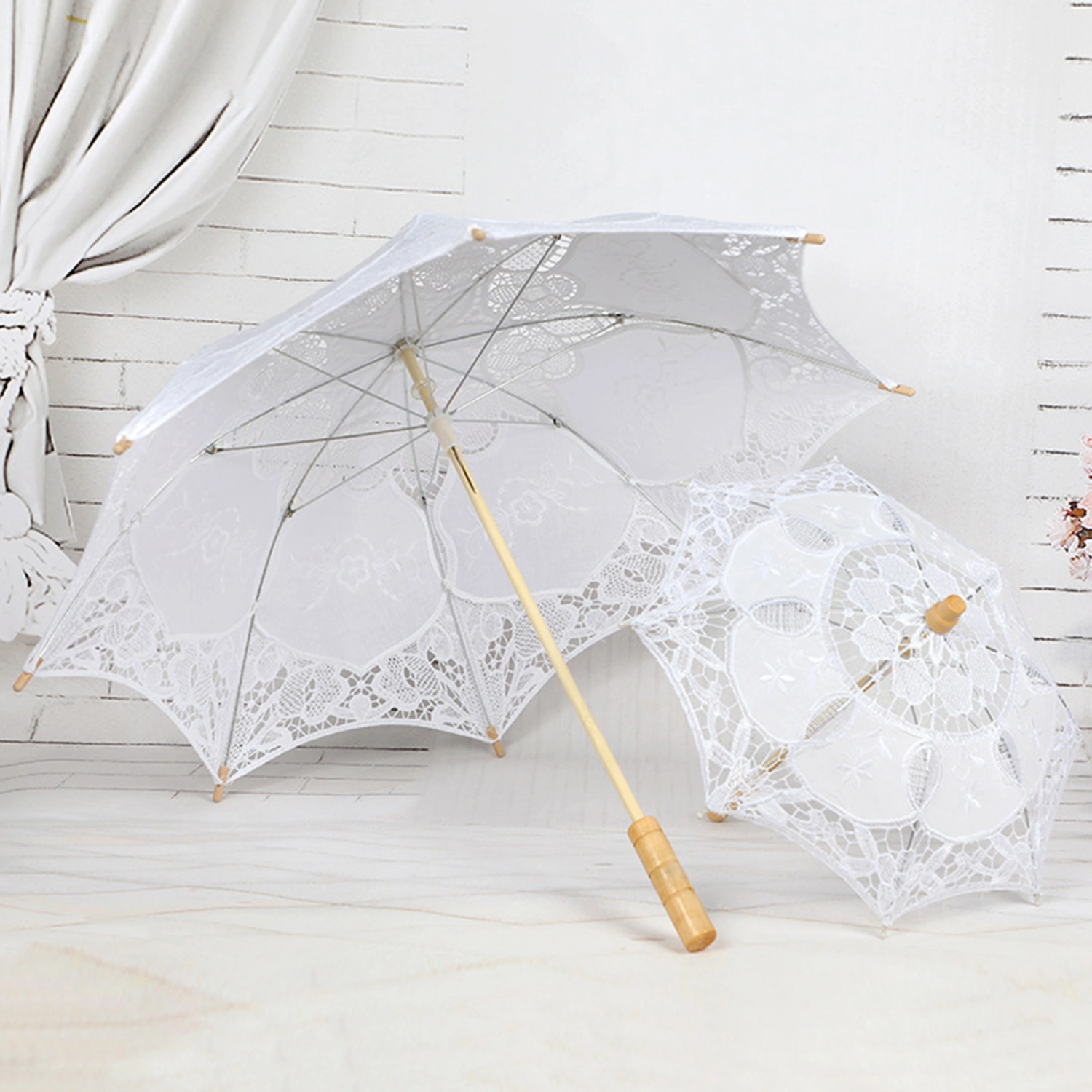 Sun Umbrella Sturdy Elegant Retro Style Foldable Anti-rust Photo Props Palace Craft Umbrella for Wedding