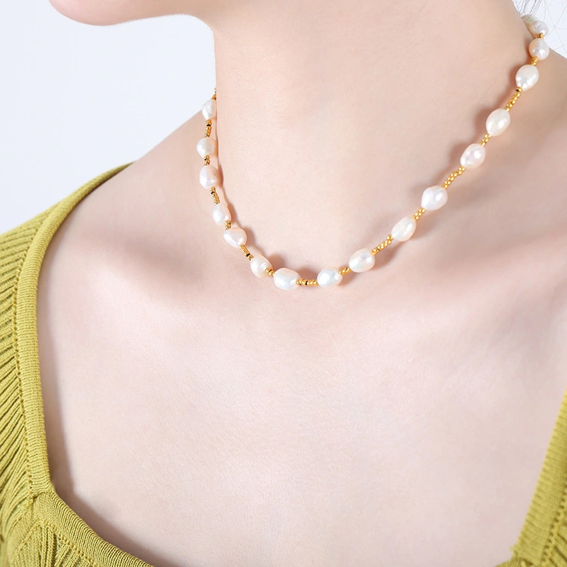 Romantic Freshwater Pearl Fashion Necklace