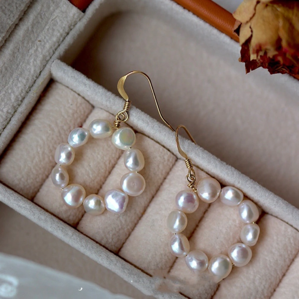 Special-shaped Strong Light Baroque Fresh Water Pearl Earrings