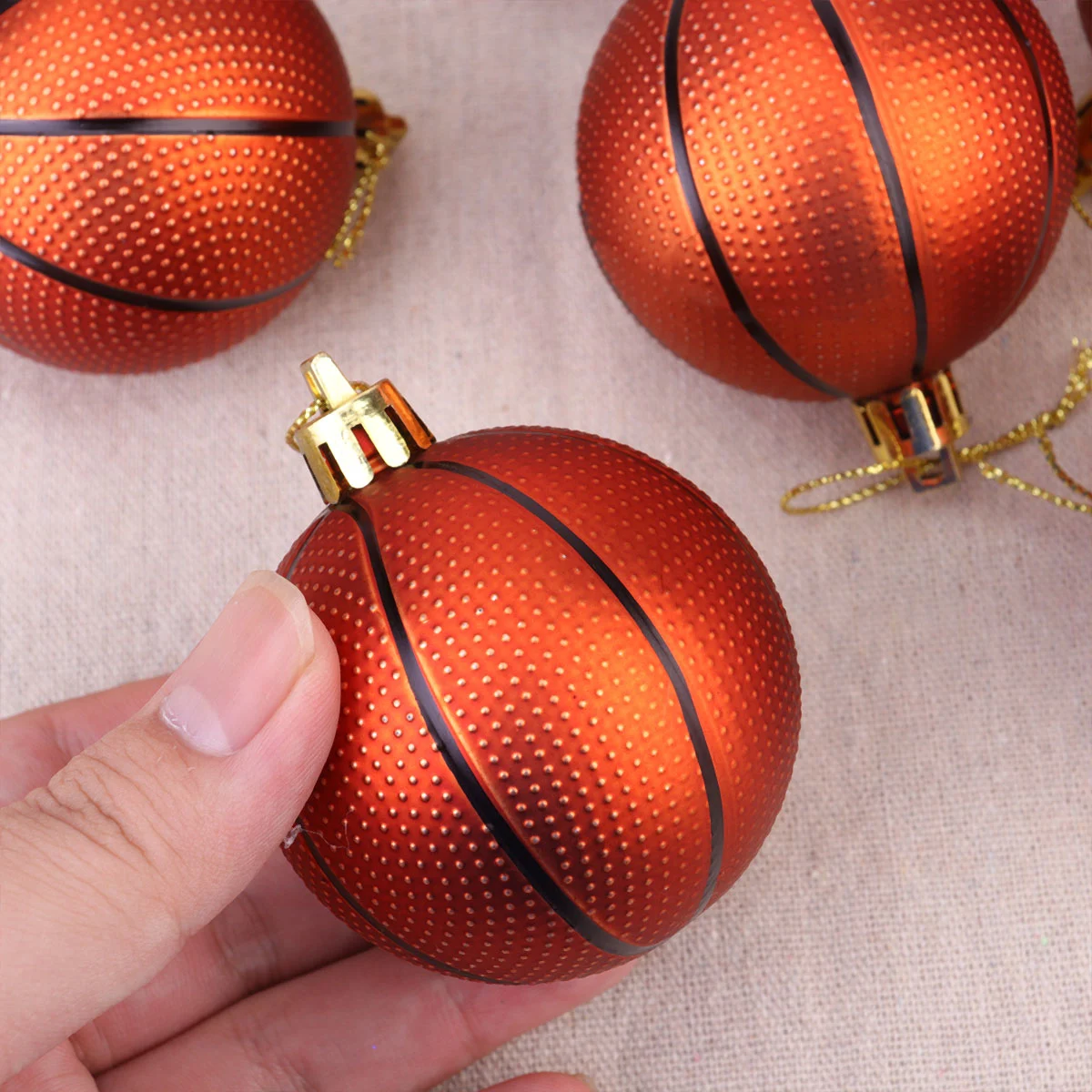 6Pcs Lovely Christmas Ball Decorations Plastic Delicate Bauble Balls Festive Hanging Balls for Home Xmas Tree Party Decor (Basketball)