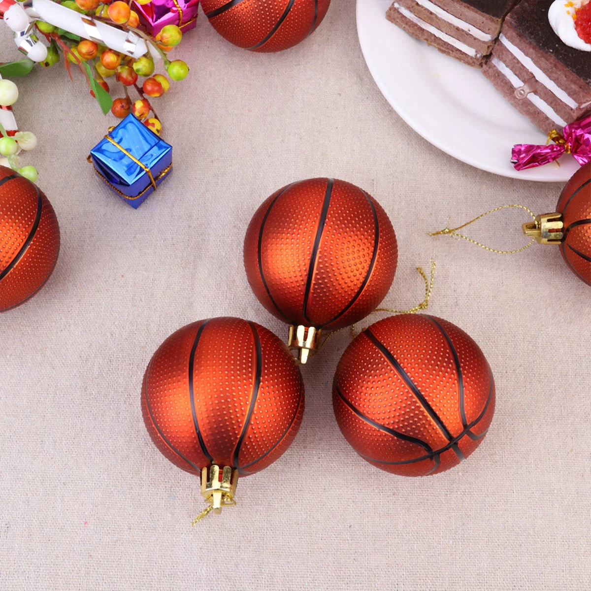 6Pcs Lovely Christmas Ball Decorations Plastic Delicate Bauble Balls Festive Hanging Balls for Home Xmas Tree Party Decor (Basketball)