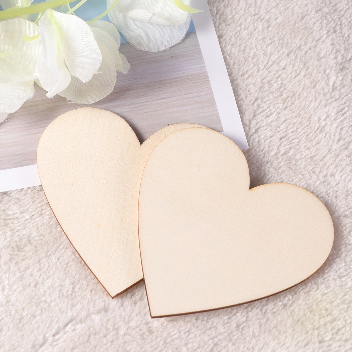 10pcs 80mm DIY Doodle Educational Toy Small Natural Wooden Slice Scrapbooking Embellishments DIY Craft Decor (Heart Pattern)
