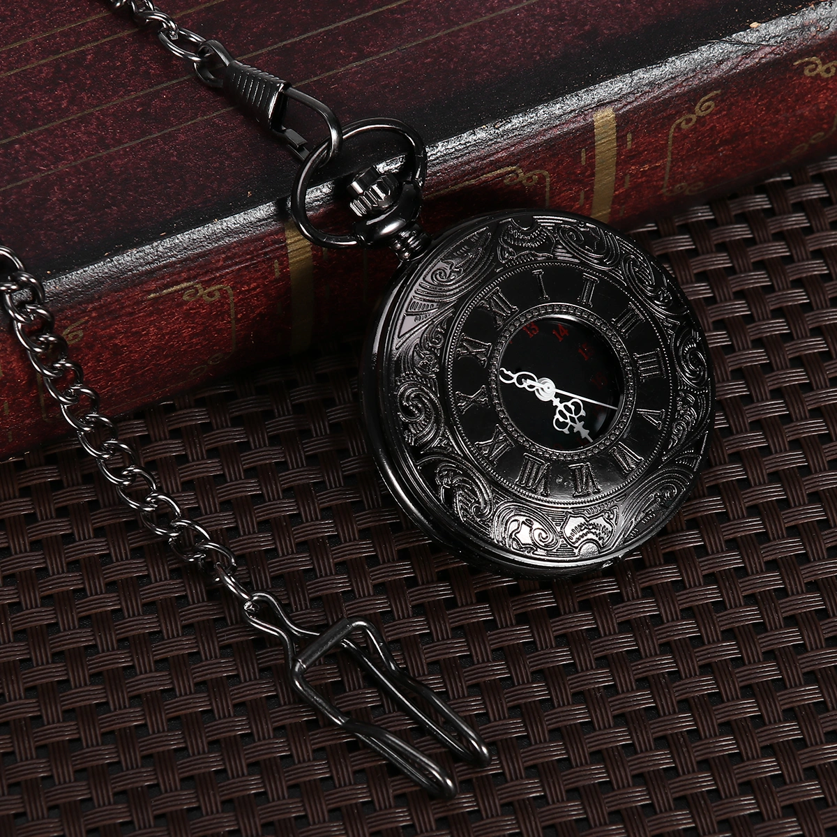 NICERIO Pocket Watch Roman Pattern Steampunk Retro Vintage Quartz Roman Numerals Pocket Watch (Black)