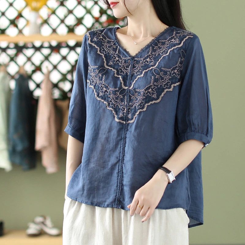 Women's Fashion V-neck Lace Embroidered Cotton And Linen Half Sleeve Shirt
