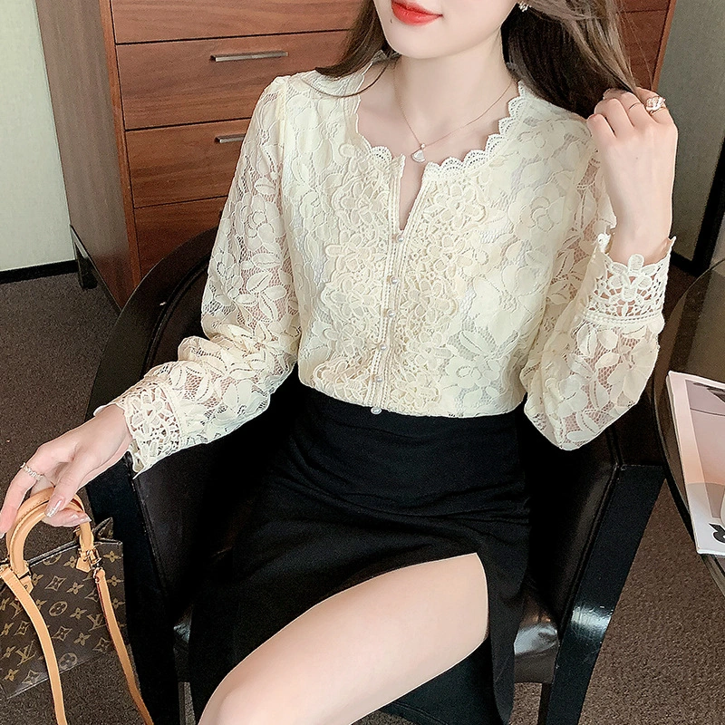 Women's Lace Bottoming Shirt Western Style Top