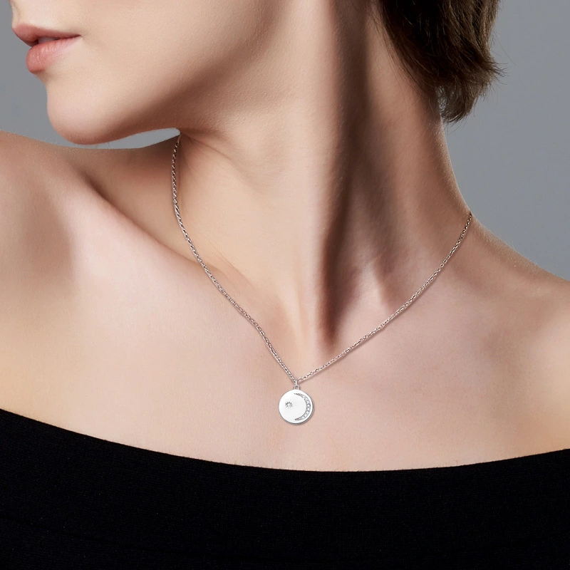 Women's Necklace Fashionable Pendant