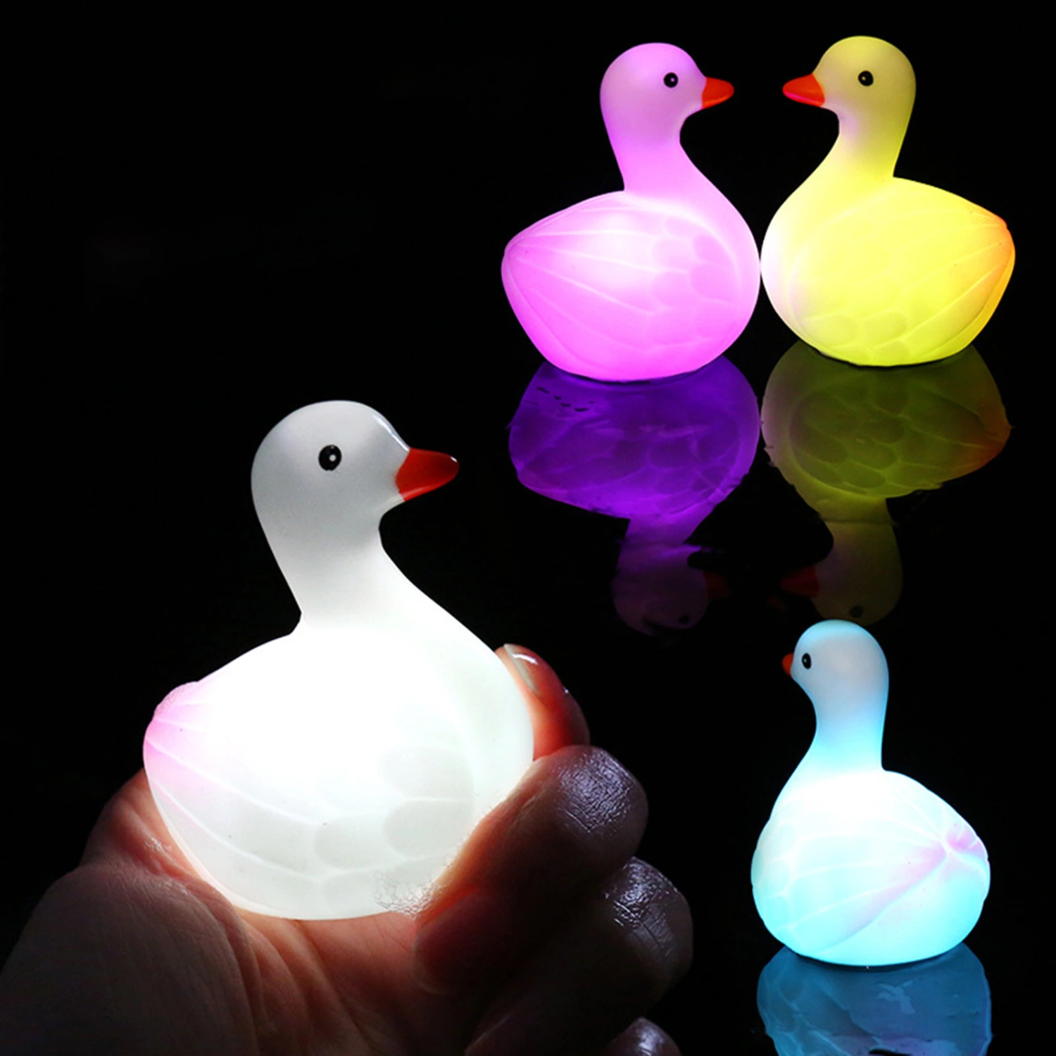 Baby Swan Bath Toy Colorful Lights Luminescence LED Light Floating No Children Baby Pool Bath Toy Kids Gifts