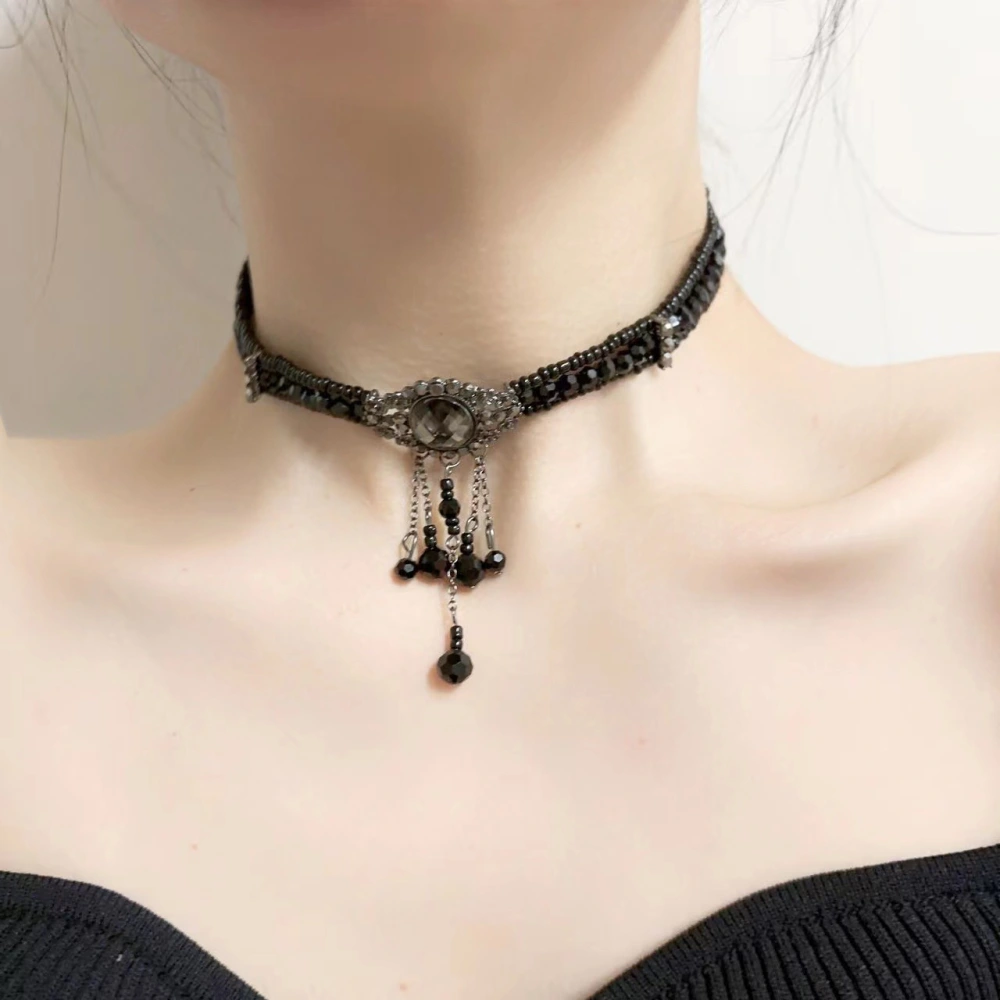 Dark Heavy Industry Wind Black Beads String Light Luxury Necklace