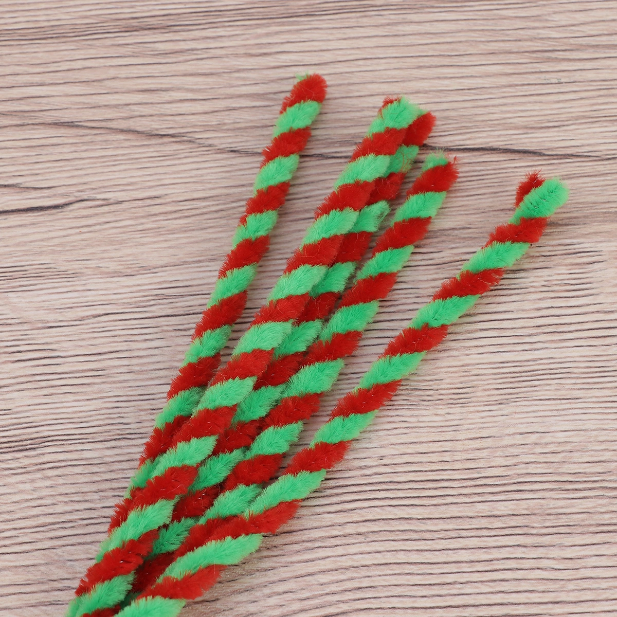 50pcs Two-tone Craft Chenille Stems Red and Green Twistable Stick Kids Pipe Cleaners Child Handcraft Rod Handmade Art DIY Materials Plush Educational Toy