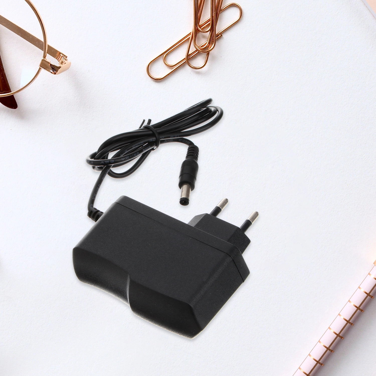AC 100-240V DC 3V 1A 5.5mm x 2.1mm Power Adapter Charger with EU-plug (Black)