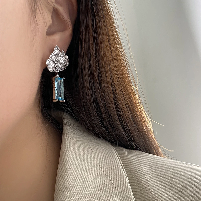 Maple Leaf Diamond Long Blue Diamond Pendant Earrings