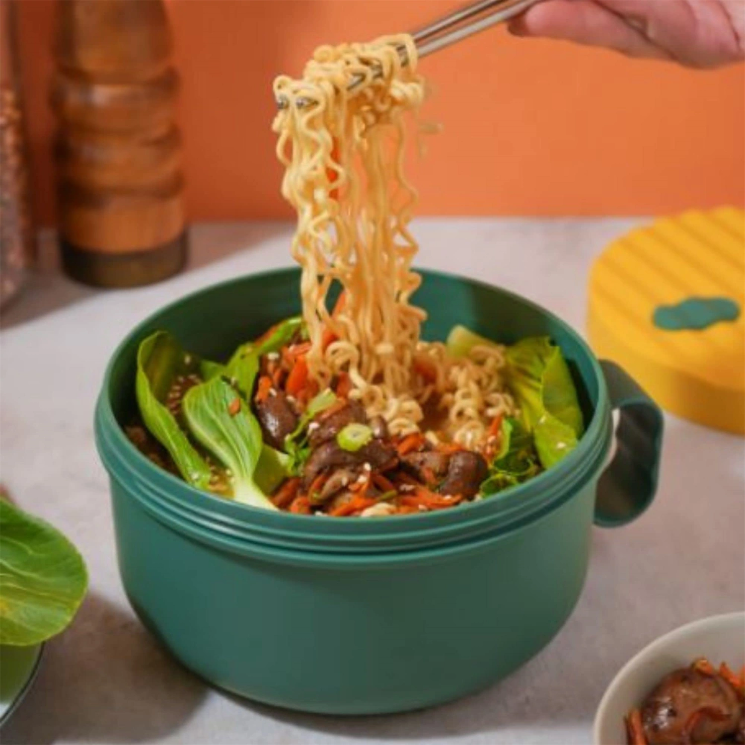 Microwave Ramen Bowl Set with Lid Ramen Noodle Bowl Ramen Noodle Microwave Bowl,Noodle Bowls with Chopsticks and Handles Microwave Soup Bowl Instant Noodle Bowl,for Soup Noodles Ramen