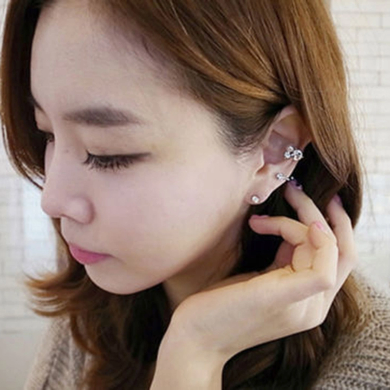 1 Set Earrings Rhinestone Faux Pearl Alloy Exquisite Ear Clip Stud for Women