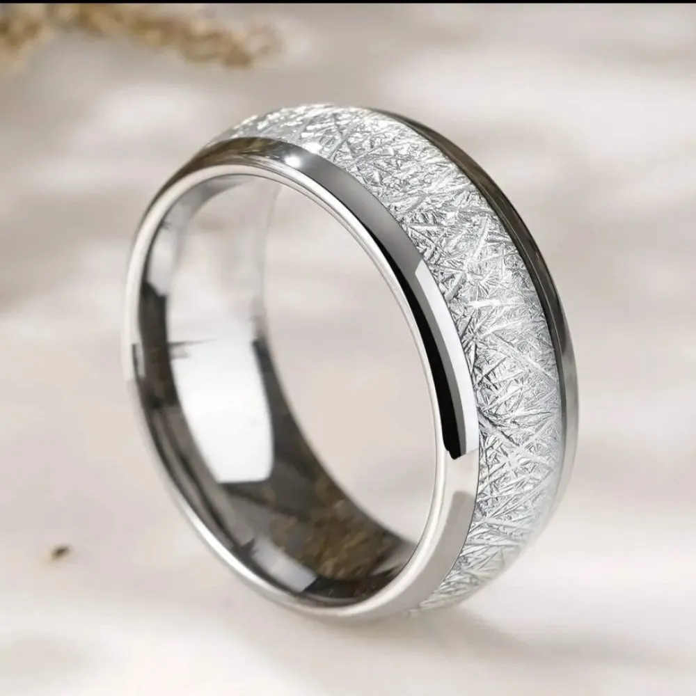 Extremely beautiful rime pattern, simple and trendy titanium steel ring