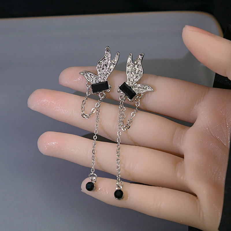 Women's Butterfly Wings Long Chain Tassel Circular Earrings