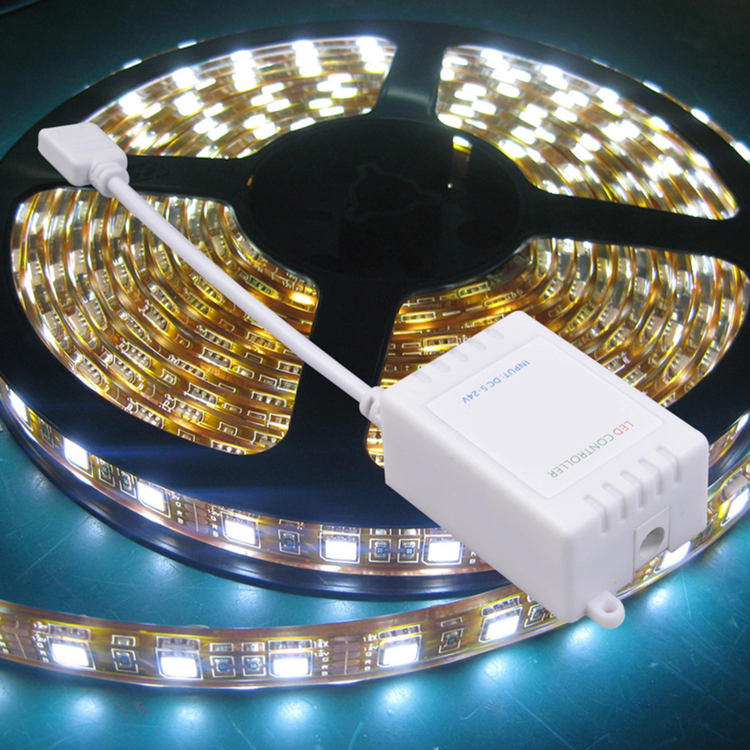 Portable Mobile Phone Bluetooth-compatible Music Colorful LED RGB Light Smart Remote Controller