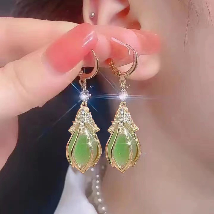 Opal Ear Clip Fashion Tulip Flower Earrings