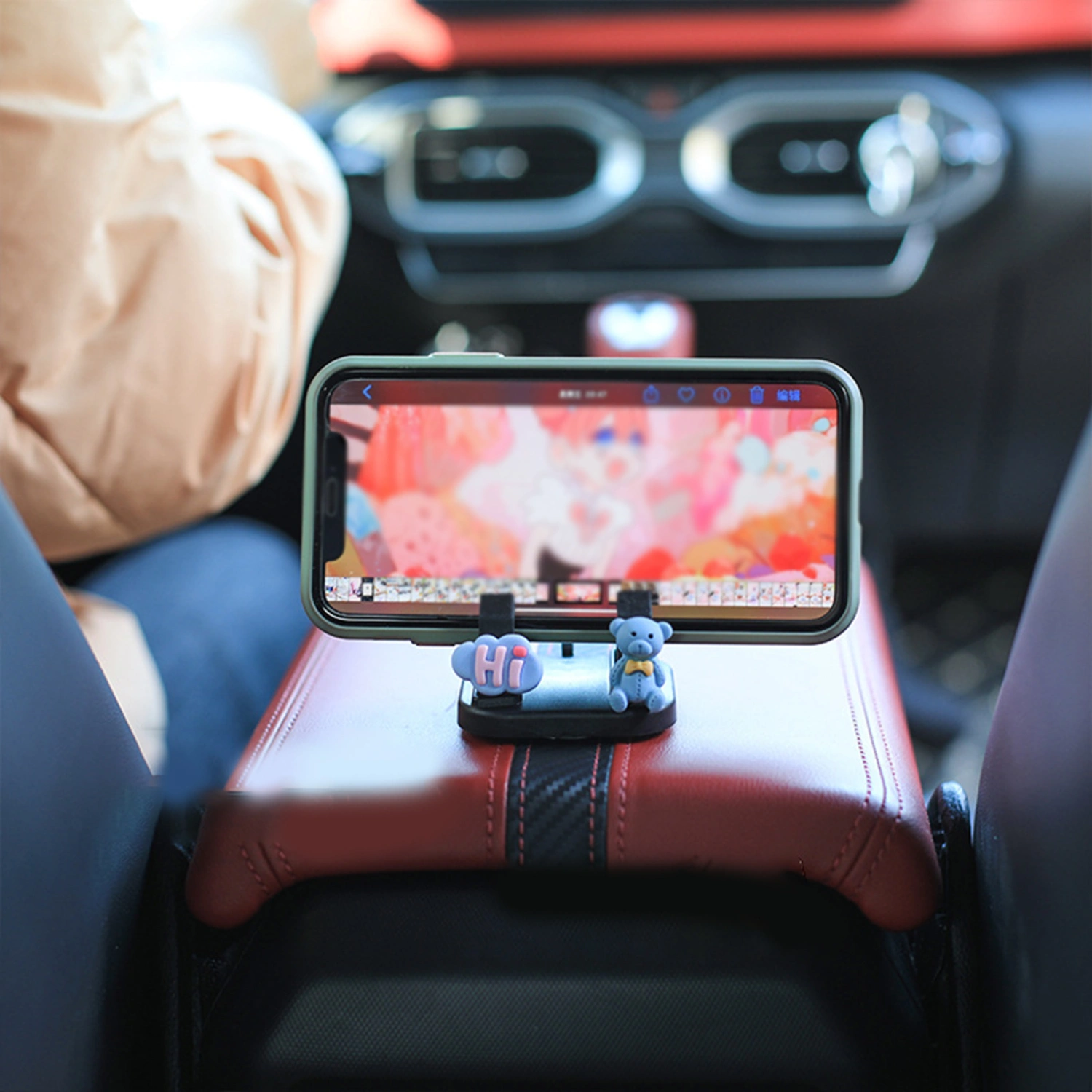 Car Phone Holder Universal 360-degree Rotating Paste Type Cute Cartoon Car Dashboard Smartphone Stand for Tablet