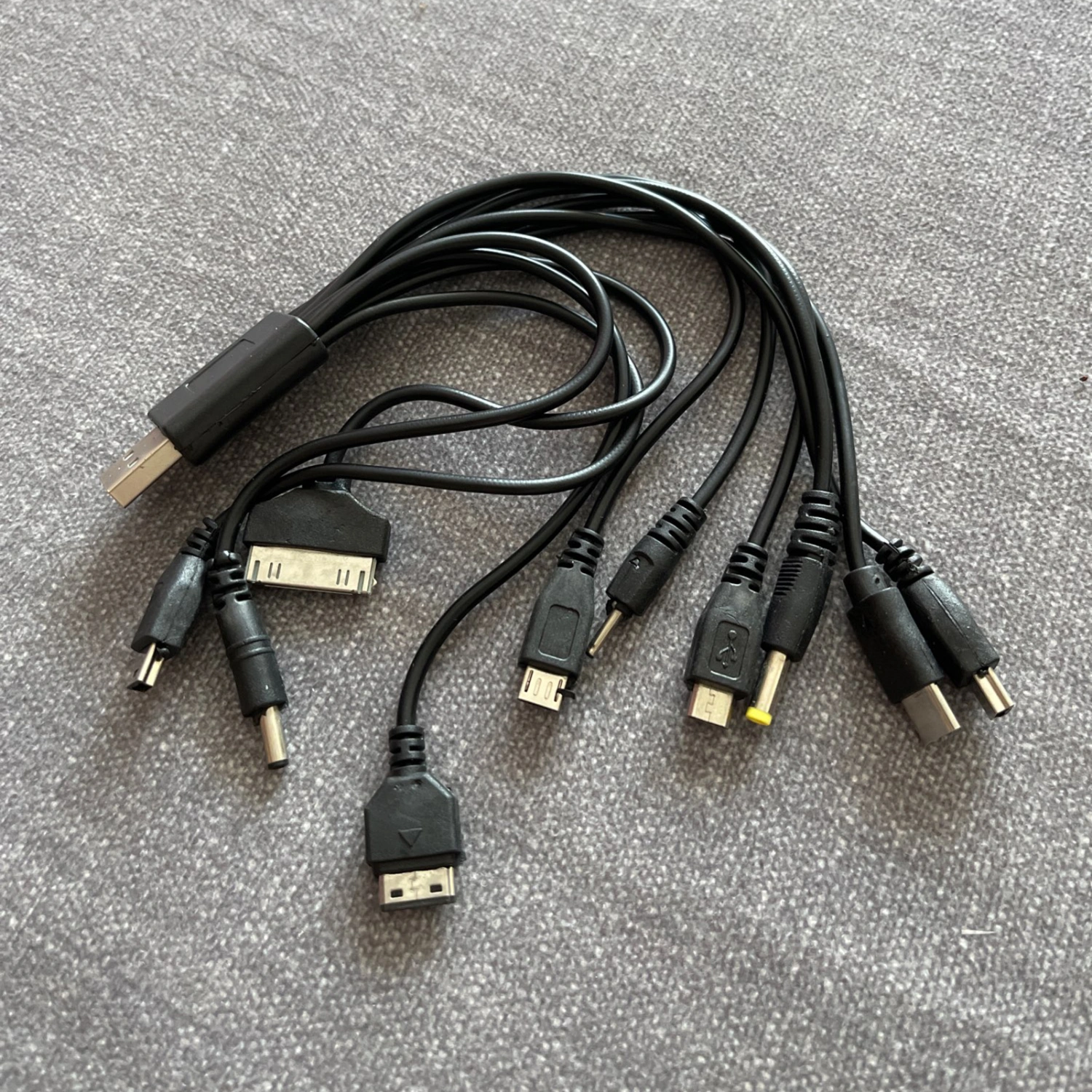USB Data Cable 1 Drag 10 Multifunctional Plug Play Widely Compatible Charge USB Multi Charger Data Cord for Home	