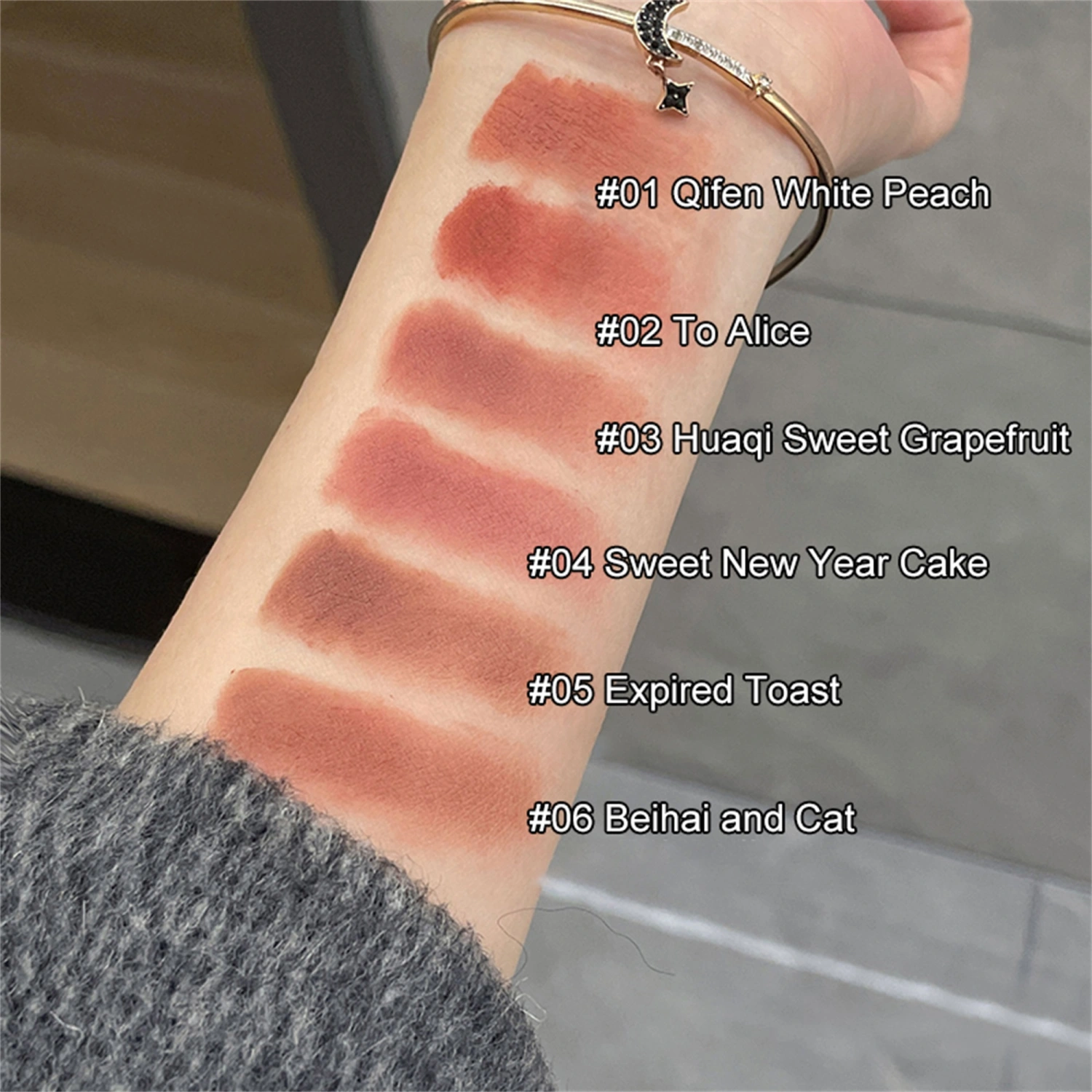 Keychain Bear Lipsticks, 2-in-1 Liner Long Lasting Matte Velvet Lip Mud Makeup Cosmetics