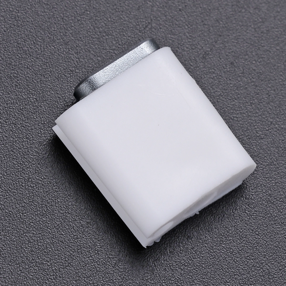 Type-C Dust Plug USB Charging Port Protector Aluminum Alloy Cover for Smart Phone Accessories (Light Grey)