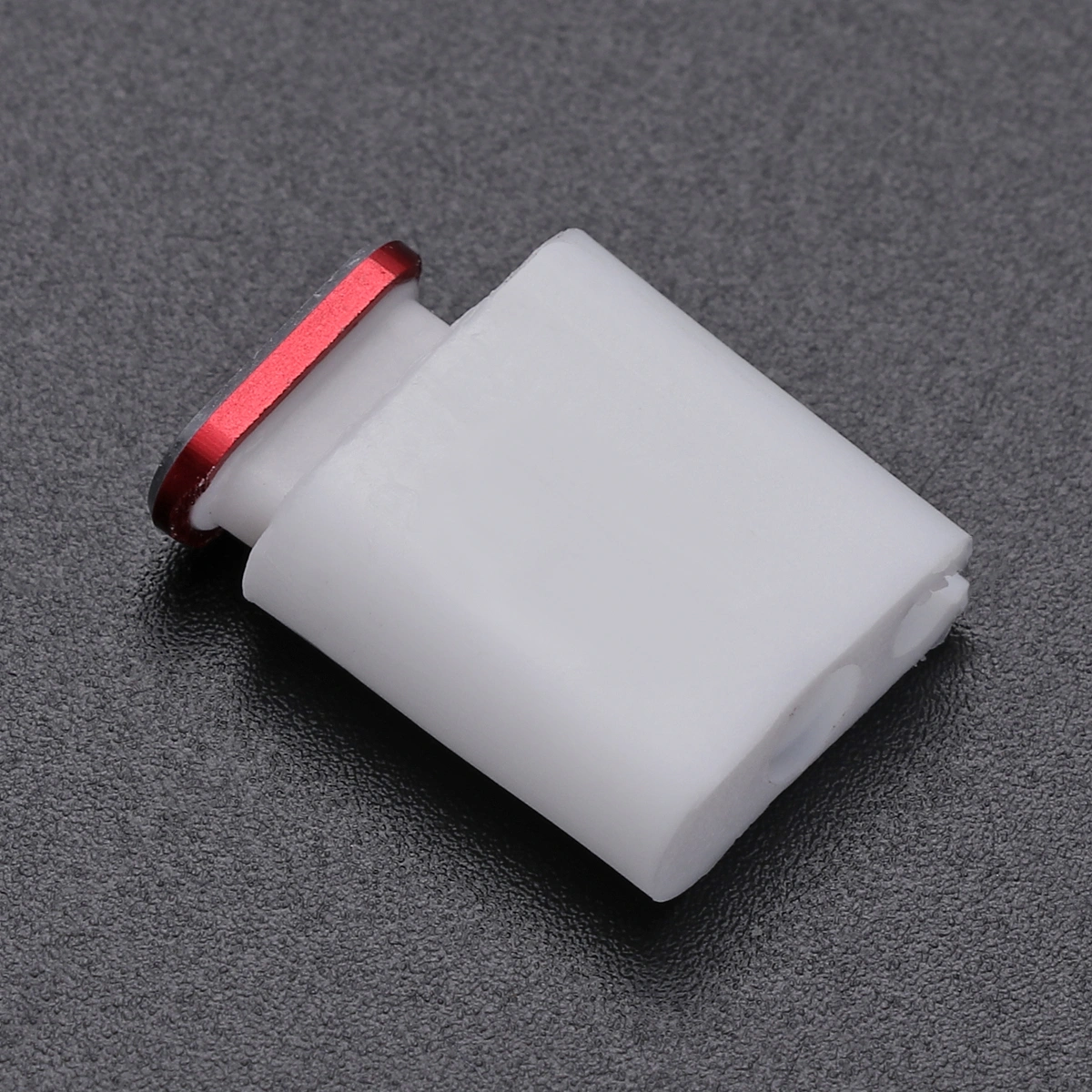 Type-C Dust Plug USB Charging Port Protector Aluminum Alloy Cover for Smart Phone Accessories (Red)