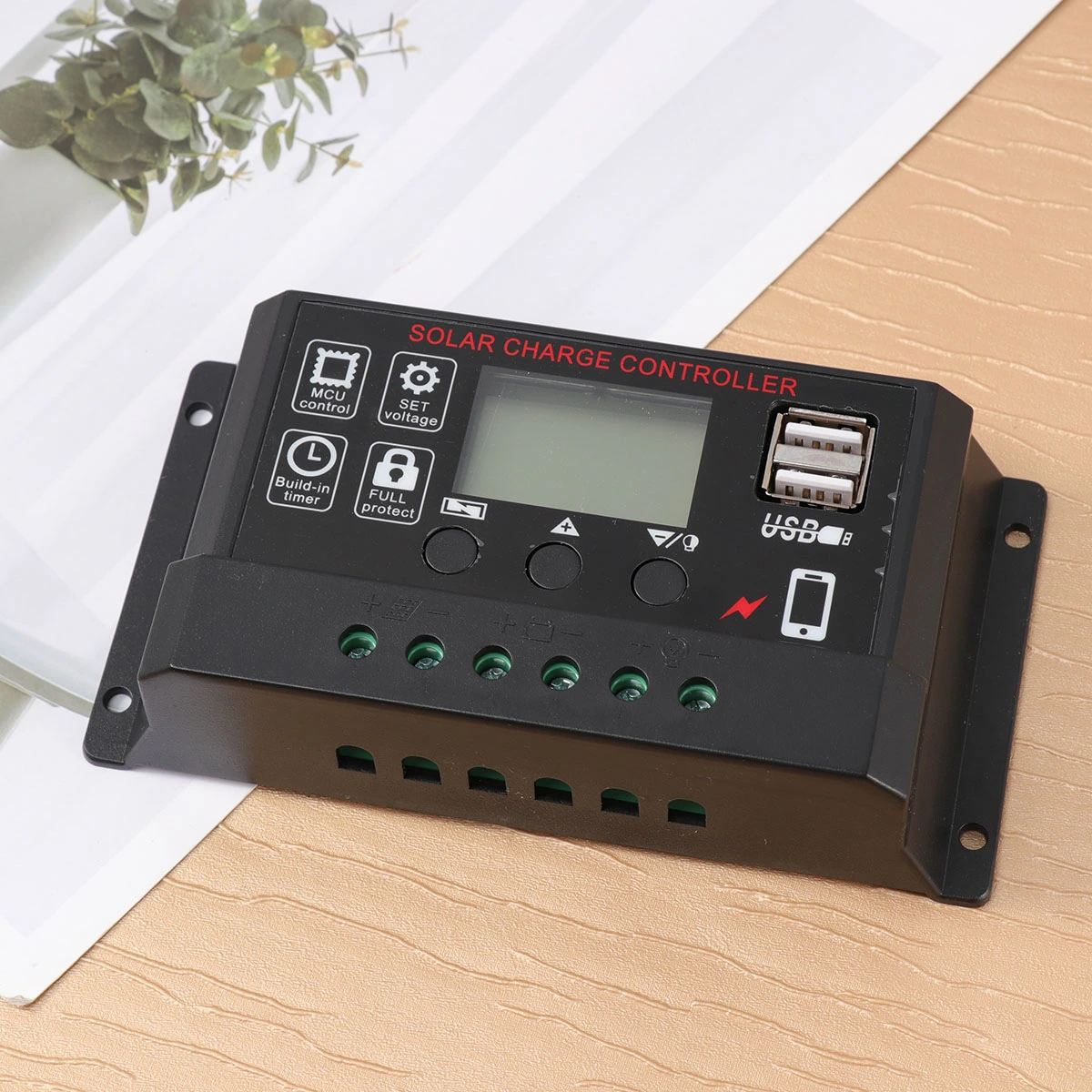 20A 12V 24V Solar Cell Panel Controller Auto LCD Dual USB Solar Charge Battery PV Regulator (Black)