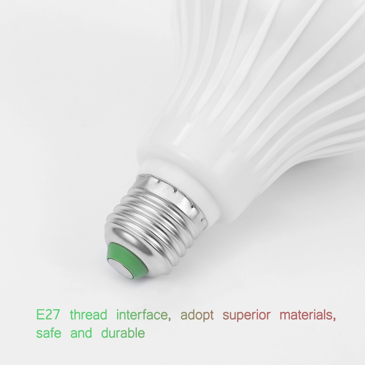 LEDMOMO SmartLED Light Bulb Speaker RGB Color Changing with