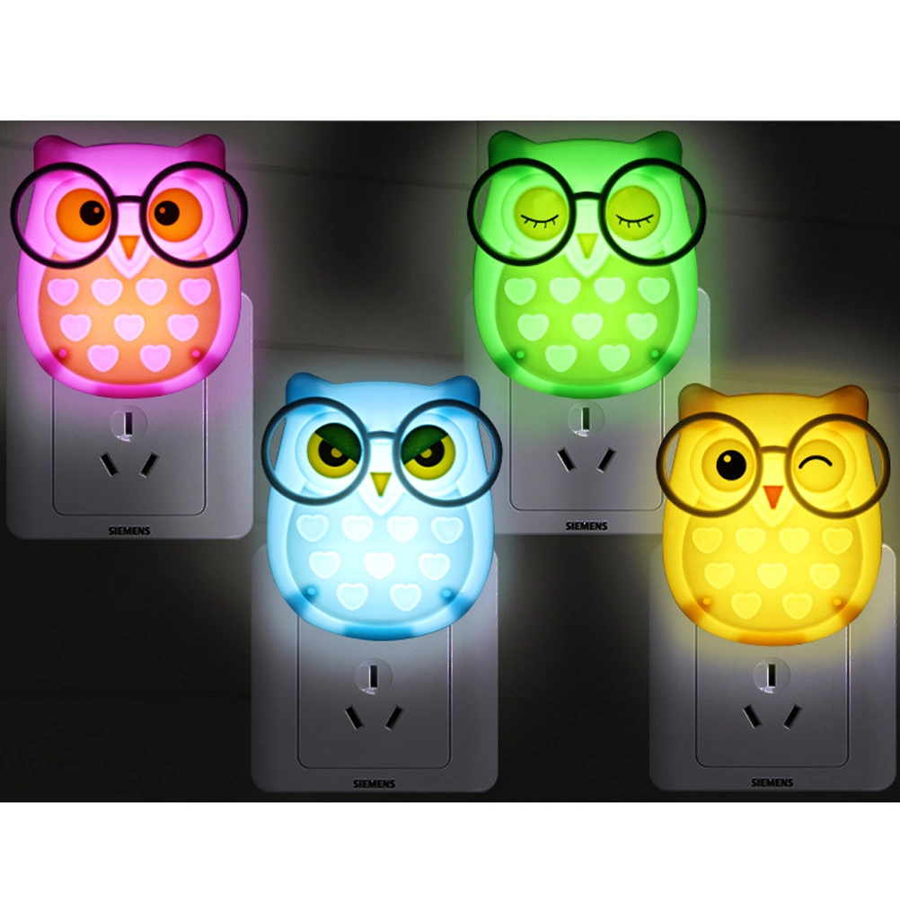 Owl-shaped LED Night Lamp Sensitive Light Sensor Wall Light Beside Lamp with US Plug (Green and Yellow)